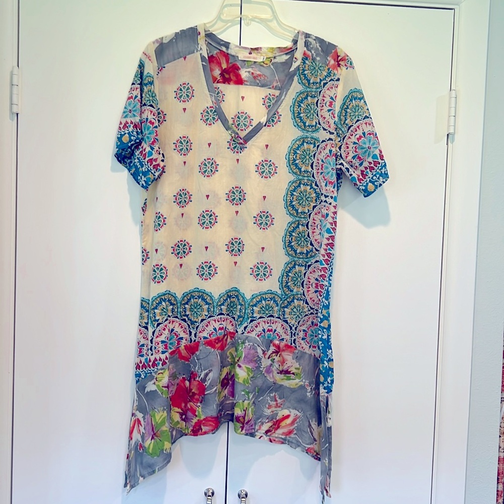 Johnny Was medium swim suit coverup or tunic cream background w/lots of color